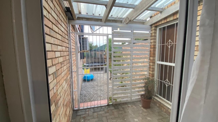 4 Bedroom Property for Sale in Pentagon Park Free State